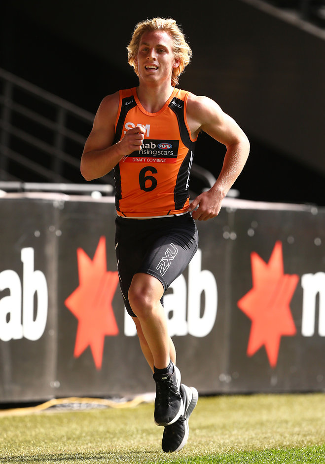 AFL 2015 Media - NAB AFL Draft Combine Day 3 MELBOURNE, AUSTRALIA - OCTOBER 11: Darcy MacPherson runs a 3km time trial during day 3 of the 2015 NAB AFL Draft Combine at Etihad Stadium, Melbourne on October 11, 2015. (Photo: Rob Prezioso/AFL Media)